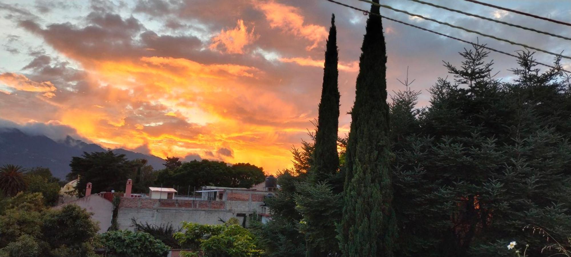 Kukulkan Hostal San Cristóbal de Las Casas Екстериор снимка